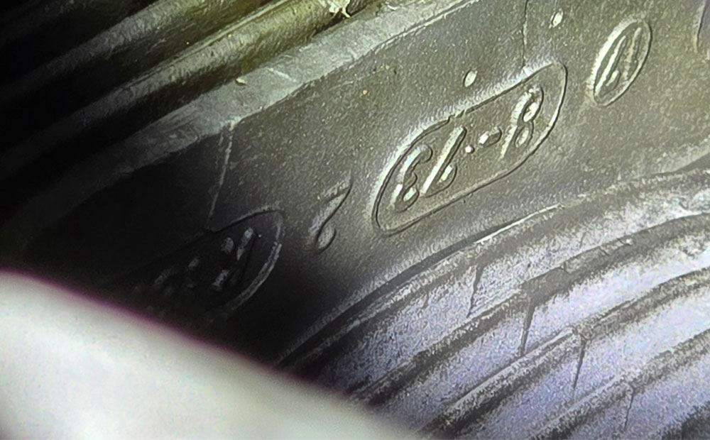 classic porsche pre-purchase inspection- cylinder head casting